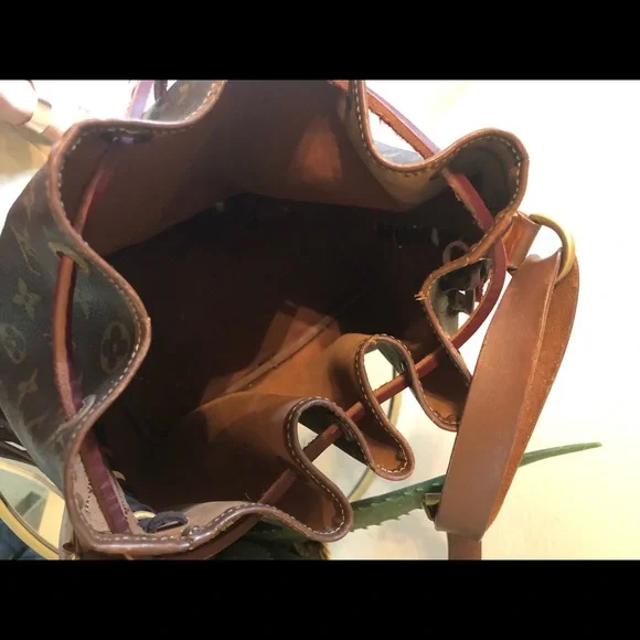 Purse no longer has fringe! Braided sides. - Picture 4 of 9